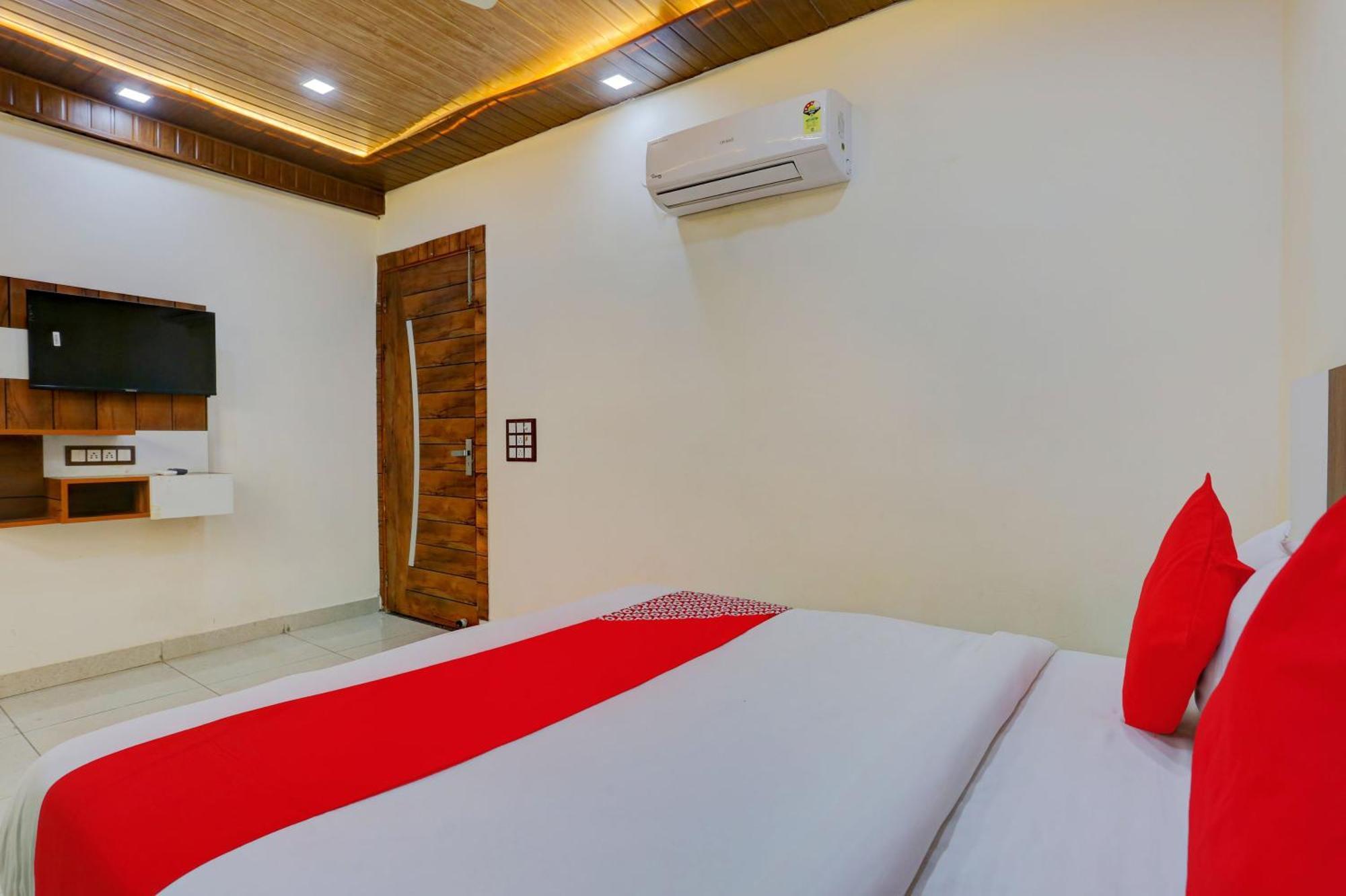 Hotel O Family Deluxe New Delhi Extérieur photo