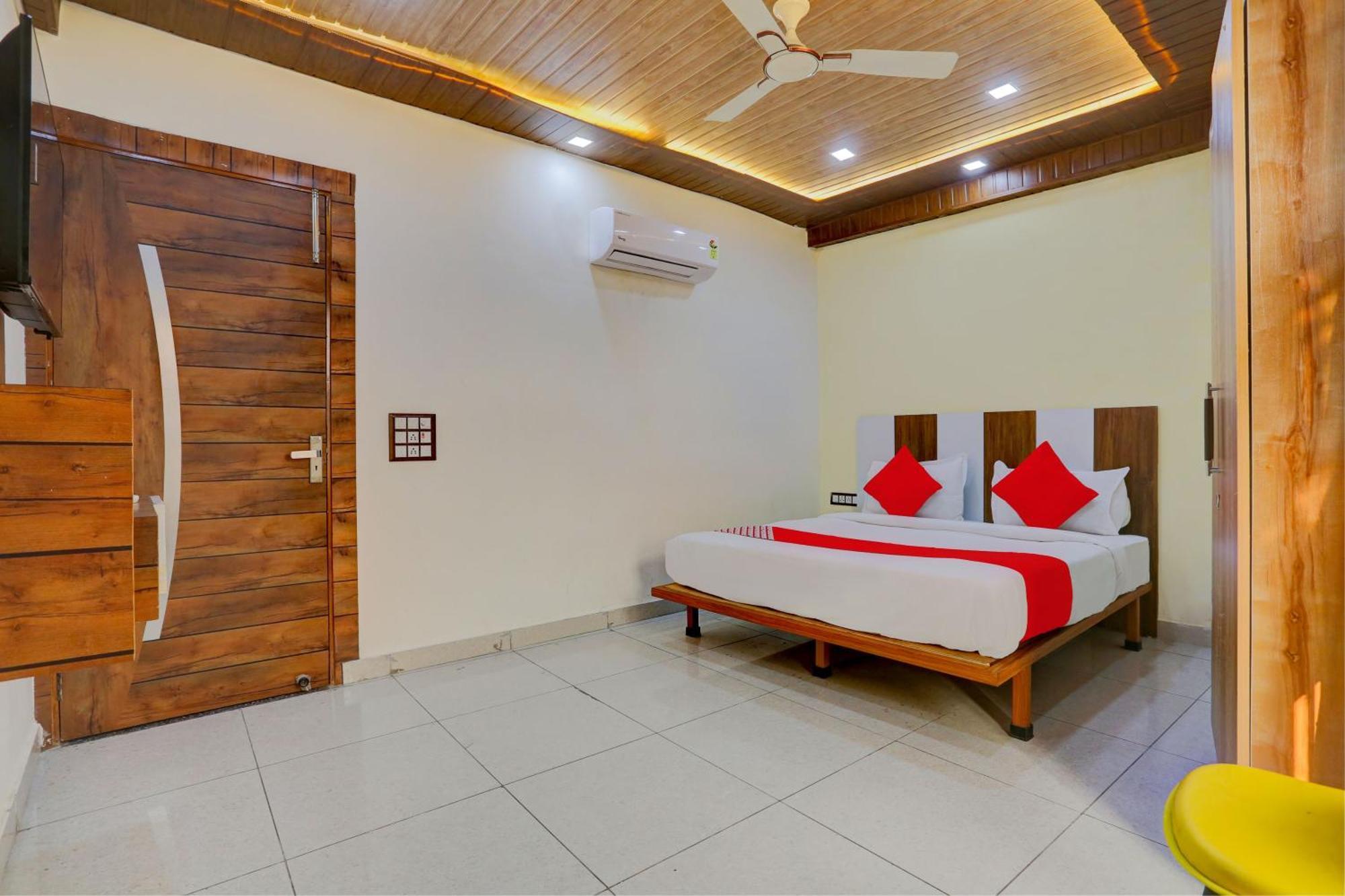 Hotel O Family Deluxe New Delhi Extérieur photo